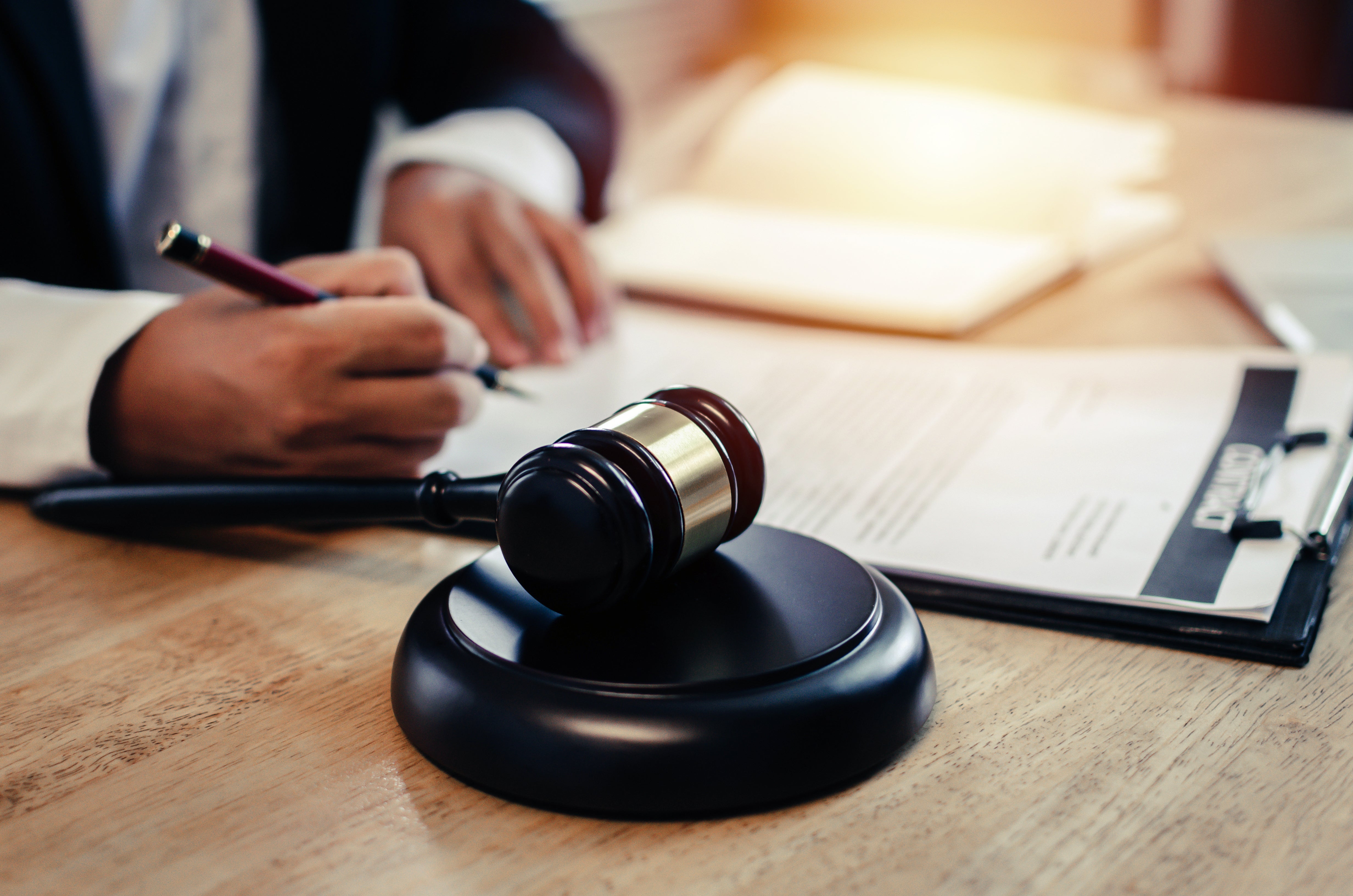 Cannabis online bestellen: Legal, schnell, diskret – der komplette Guide